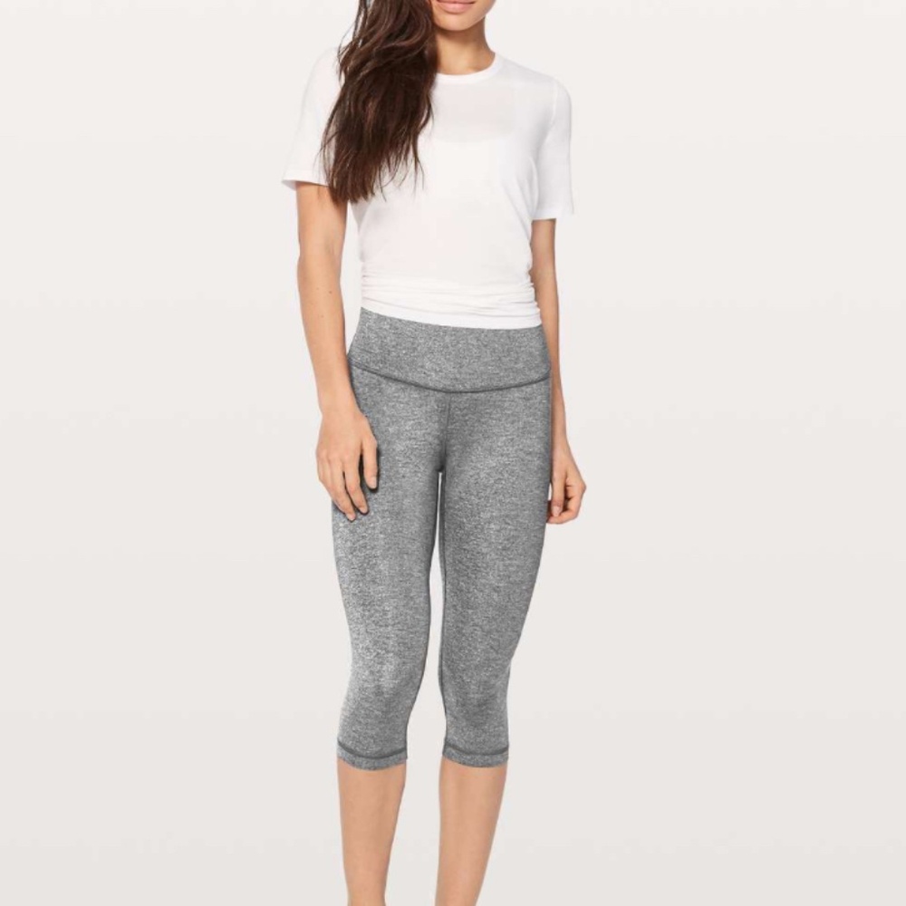Lululemon Wunder Under Hi-Rise 1/2 Tight *Luxtreme 17" Heathered Black SZ 6